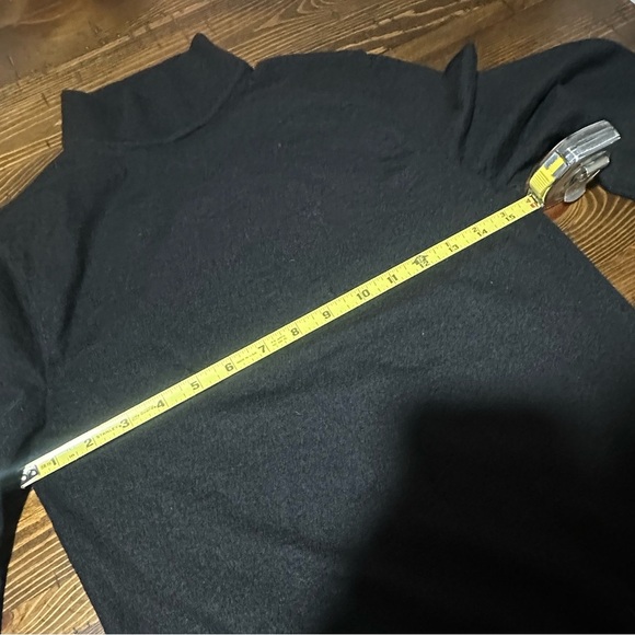 Gucci Black 100% Cashmere Mock Neck Sweater Quiet Luxury Size XS/S - Picture 9 of 11